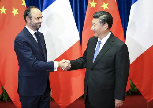 法国总理Edouard Philippe和中国国家主席会面